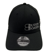 Lade das Bild in den Galerie-Viewer, Cap "Klassik" BuddyBoards / New Era 39Thirty (Fitted) mit Stick